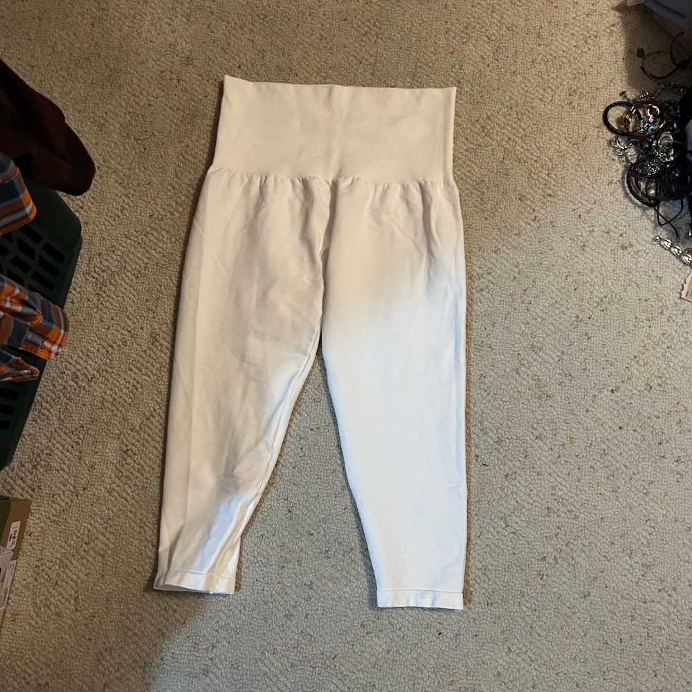 XL white Soma leggings